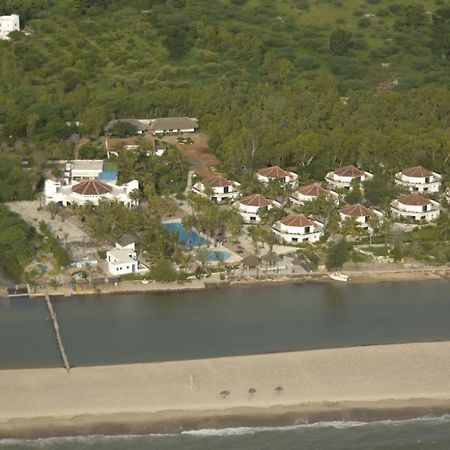 Laguna Beach Ξενοδοχείο Mbodiène Εξωτερικό φωτογραφία